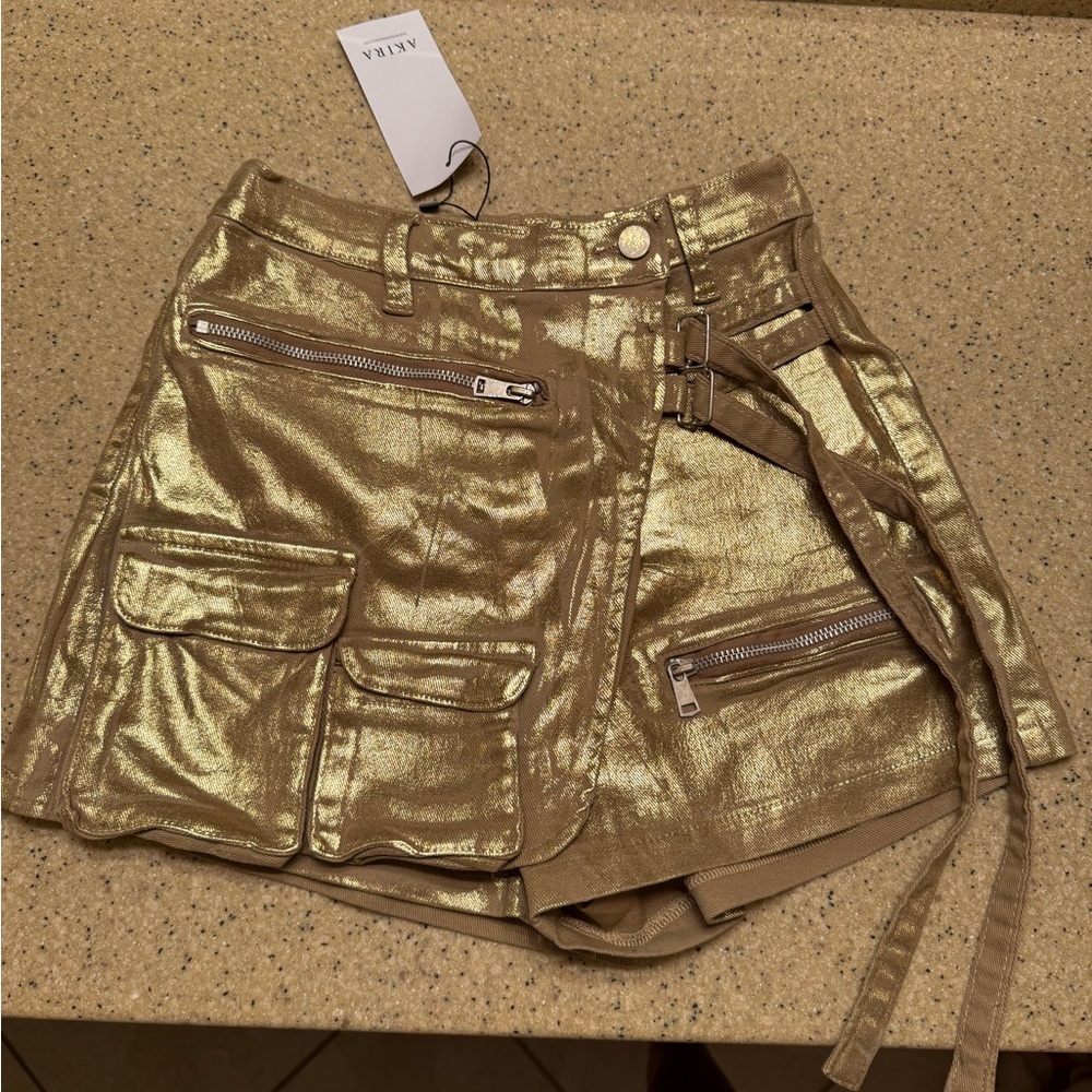 Akira Gold metallic cargo mini skort / skirt size medium.